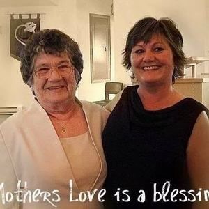 Meet your Posher, Moira